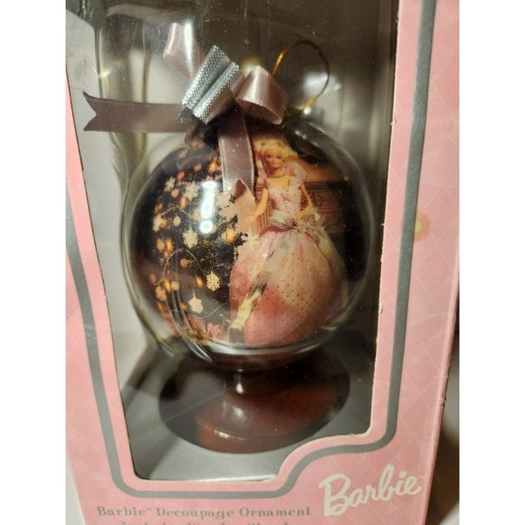 BARBIE Collectible 1997 Holiday Barbie 4" Decoupage Ornament w/wooden stand ~NIB - Picture 2 of 8